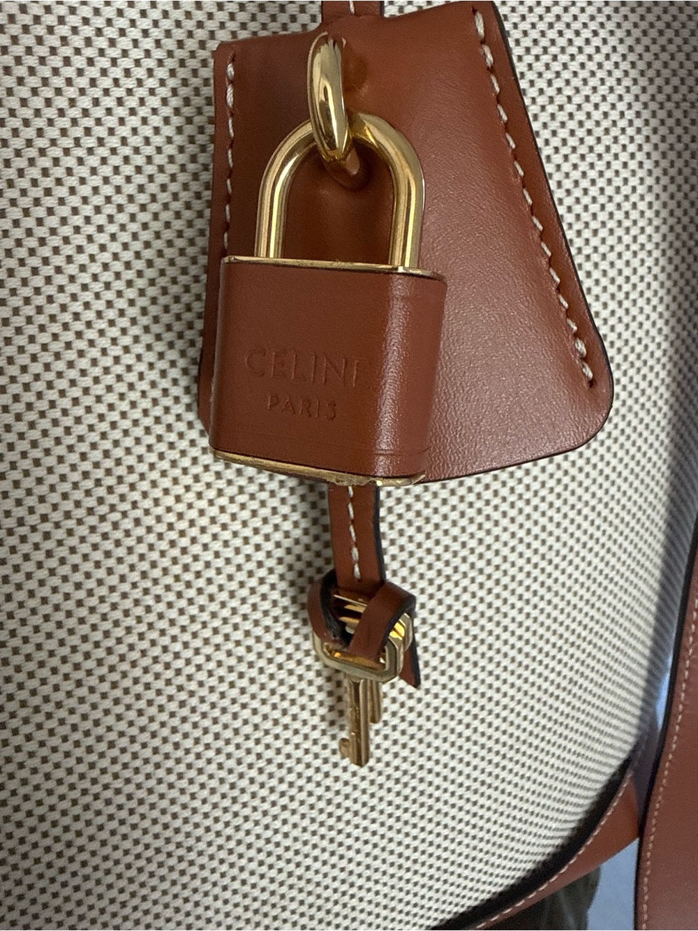 Celine Cabas de France Medium Tote Bag. - Picture 8 of 11
